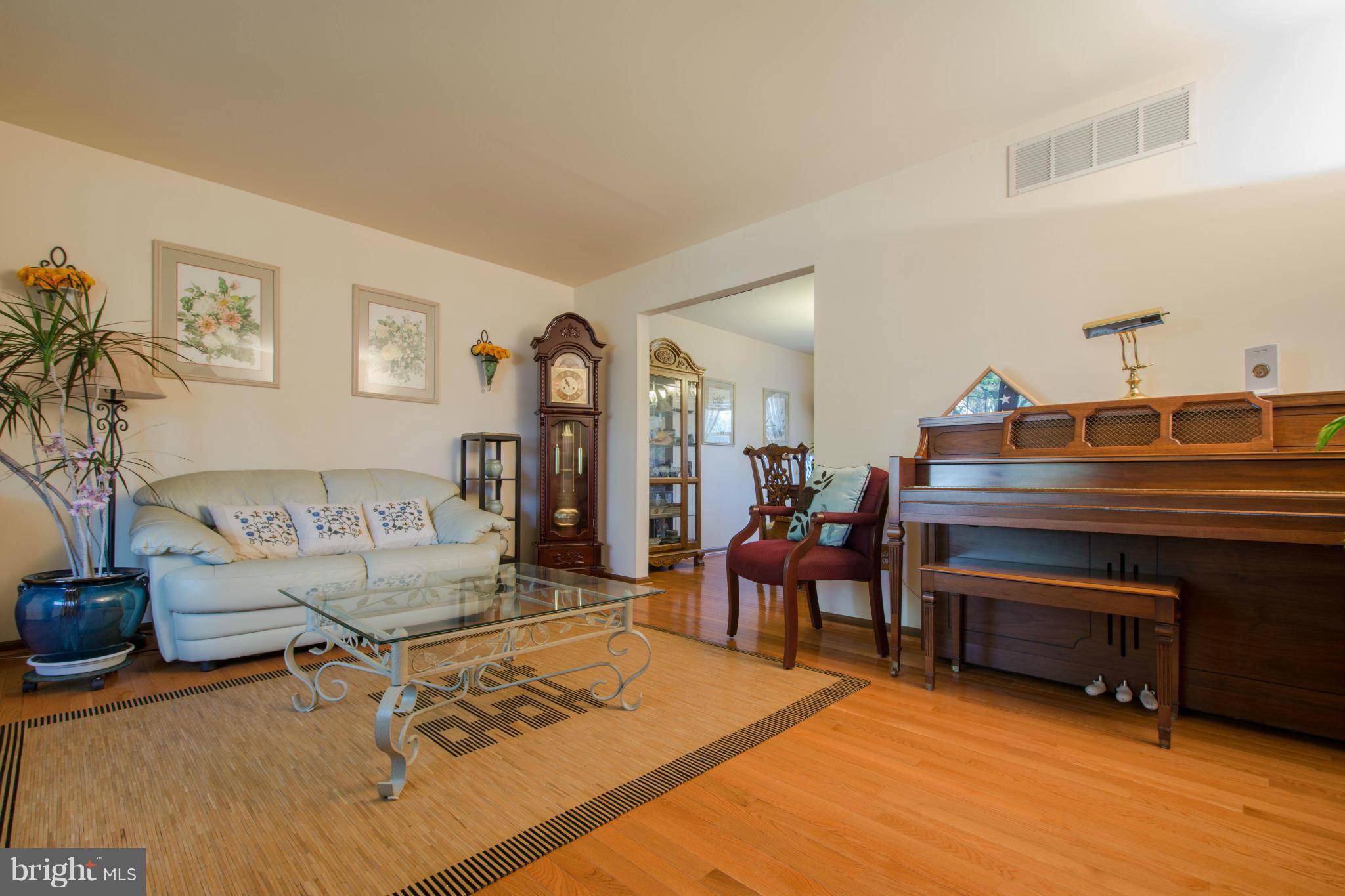 Glen Burnie, MD 21061,132 RED FOX CIR