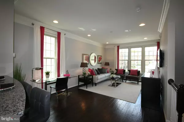 Hanover, MD 21076,7815 PATTERSON WAY