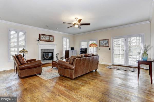 Severna Park, MD 21146,615 BROWNSTONE DR #7