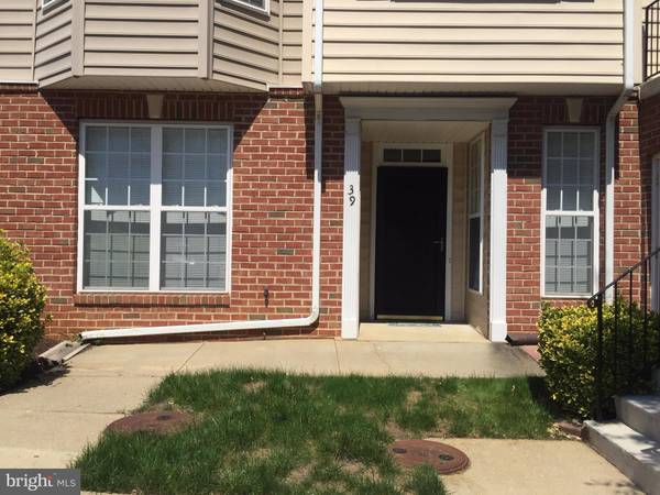 39 HARBOUR HEIGHTS DR #39, Annapolis, MD 21401