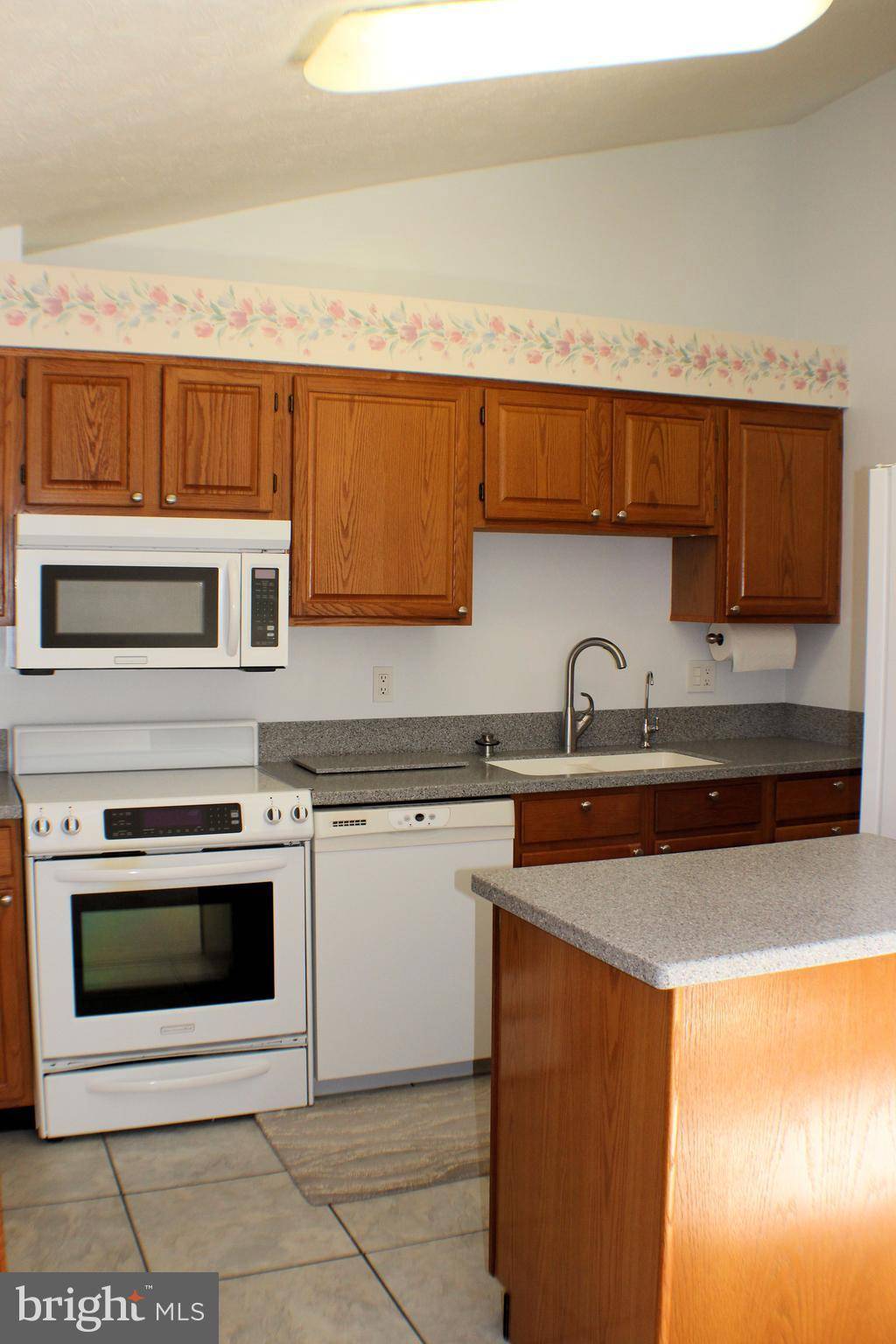 Severn, MD 21144,7923 SEVERN TREE BLVD