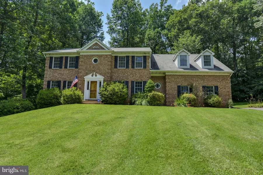 8454 TURKEY RUN DR, Warrenton, VA 20187