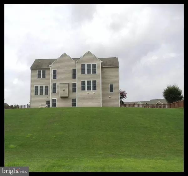 Warrenton, VA 20187,7632 MOVERN LN