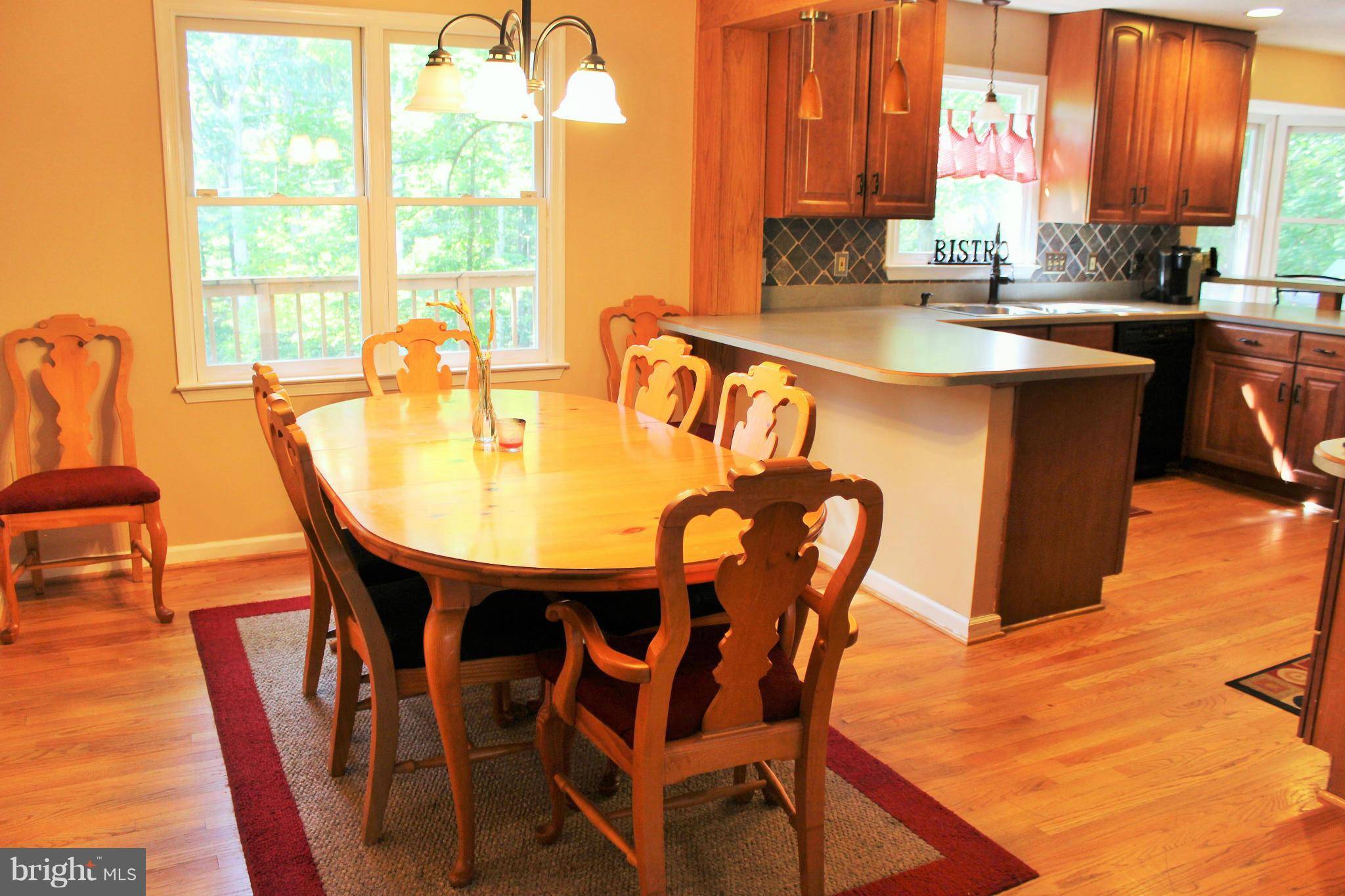 Cross Junction, VA 22625,1409 LAKEVIEW DR