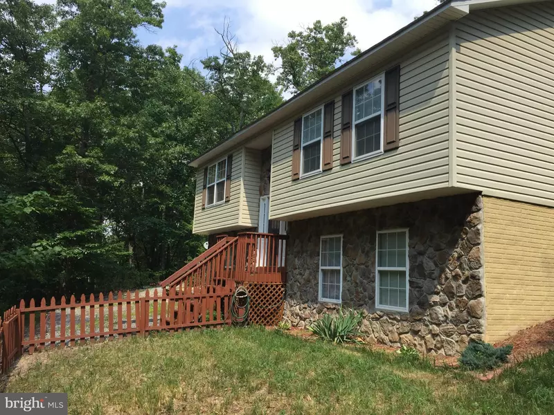 190 WOOL CARD LN, Winchester, VA 22602