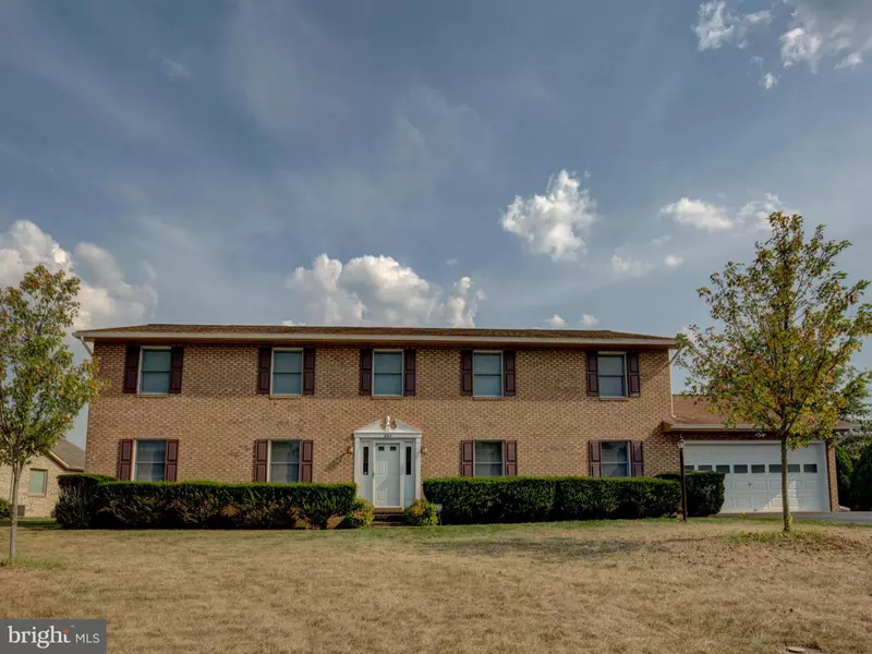 204 BRANDYLION DR, Stephens City, VA 22655