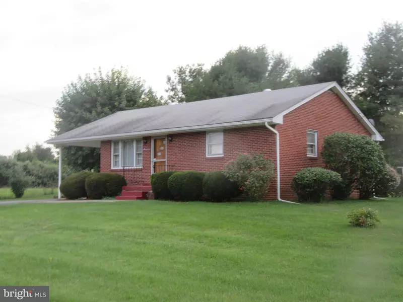 4548 VALLEY PIKE, Stephens City, VA 22655