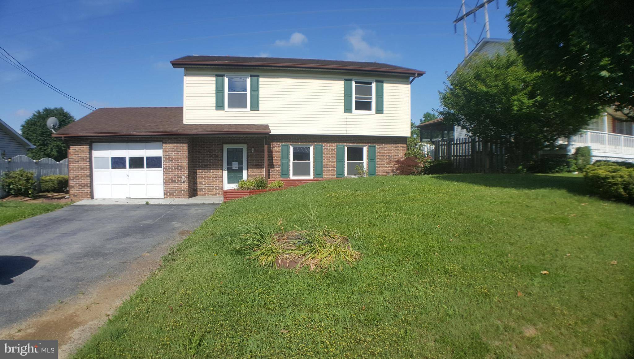 110 OBRIENS CIR, Winchester, VA 22602