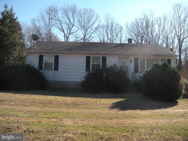 420 RICHARDSON RD, Hustle, VA 22476