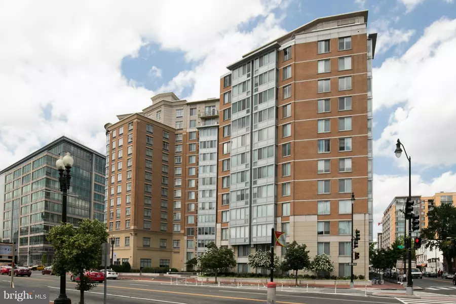 555 MASSACHUSETTS AVE NW #1004, Washington, DC 20001