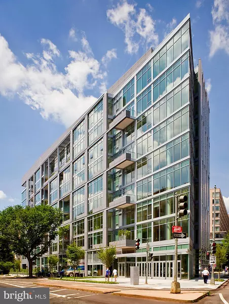 1177 22ND ST NW #3M, Washington, DC 20037