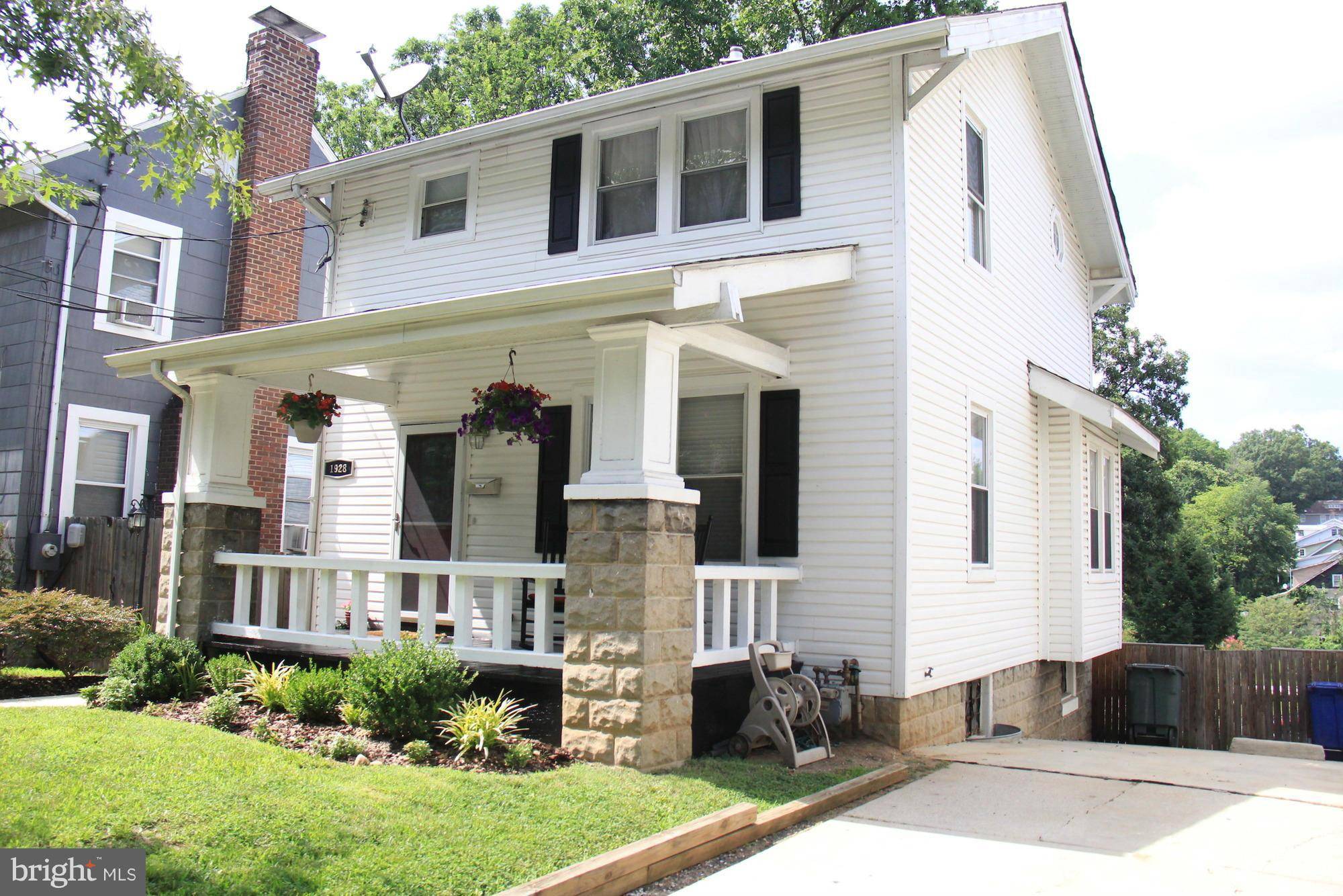 1928 FRANKLIN ST NE, Washington, DC 20018