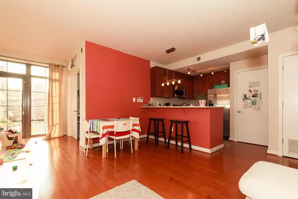 Washington, DC 20009,2412 17TH ST NW #204