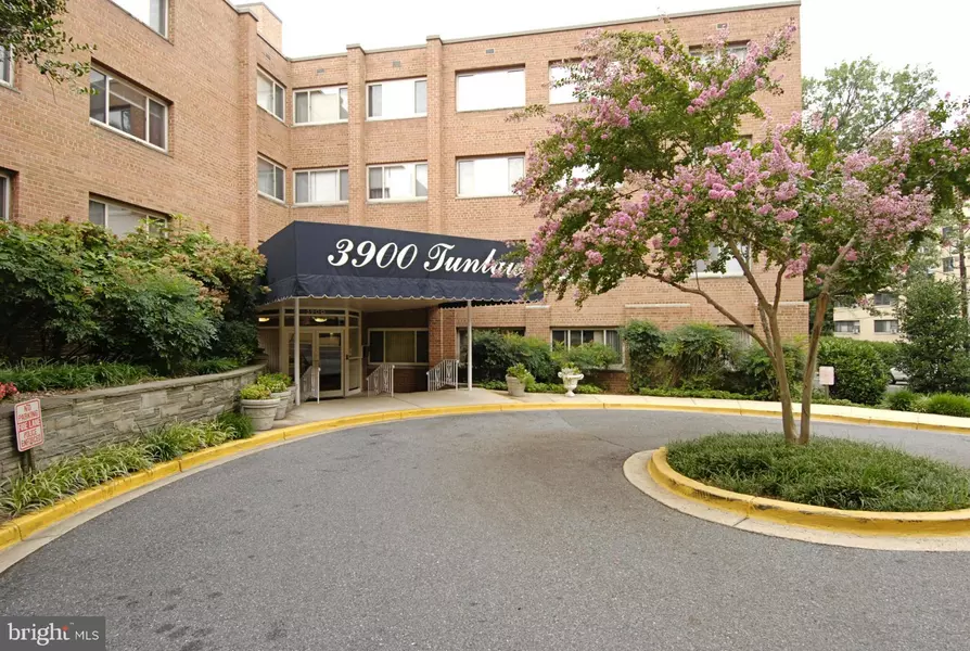 3900 TUNLAW RD NW #304, Washington, DC 20007