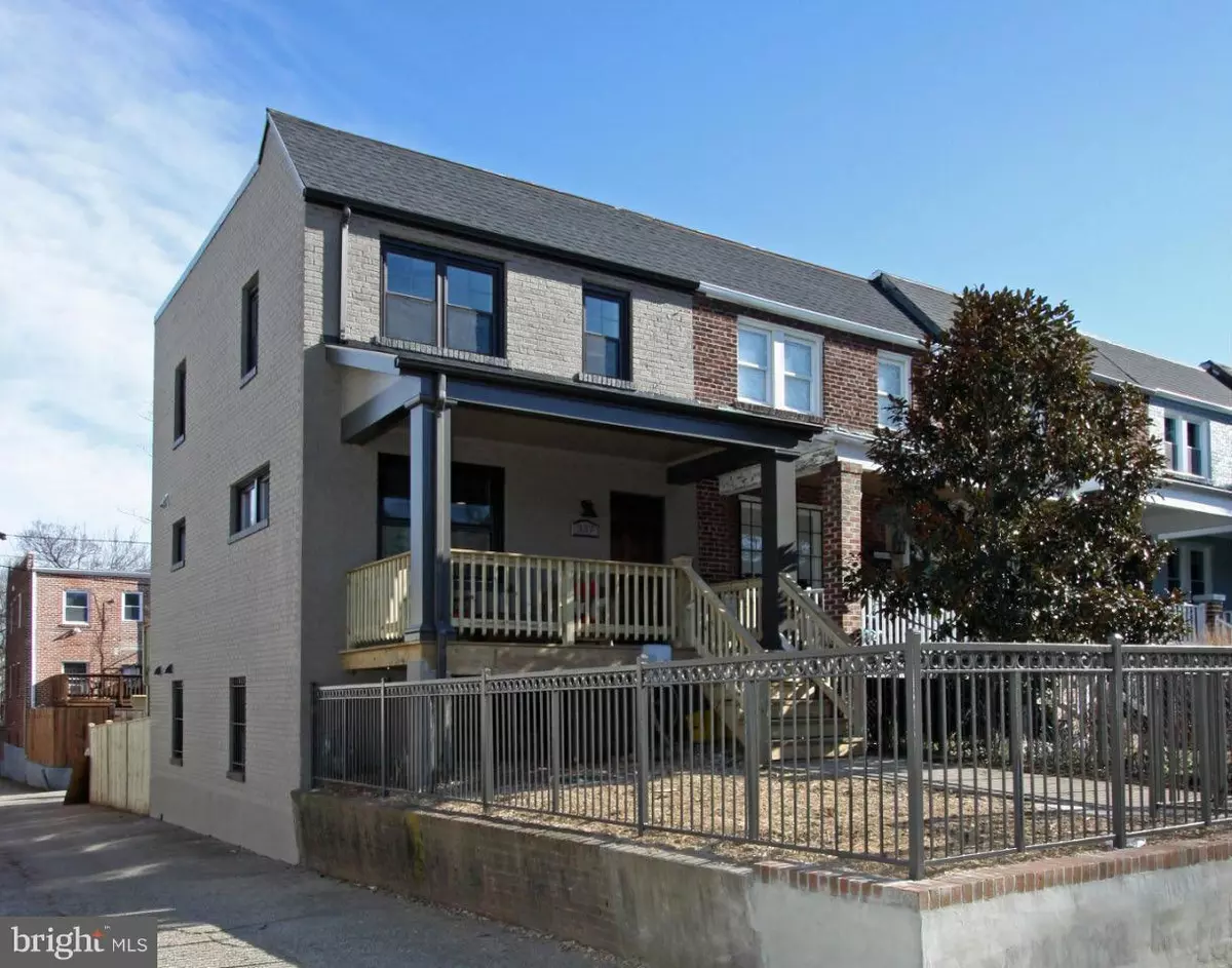 Washington, DC 20002,337 18TH PL NE