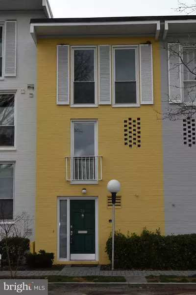 34 G ST SW #107, Washington, DC 20024