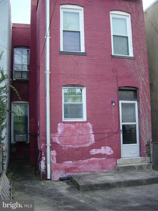 Washington, DC 20002,1368 E ST NE