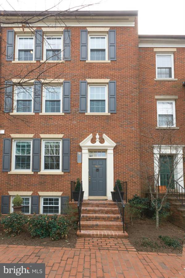 3612 RESERVOIR RD NW, Washington, DC 20007