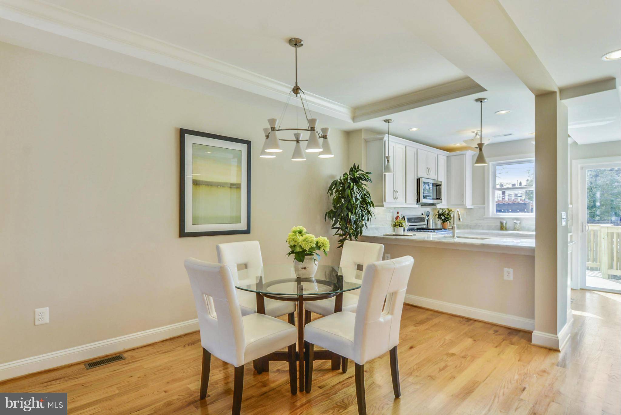 Washington, DC 20003,237 16TH ST SE