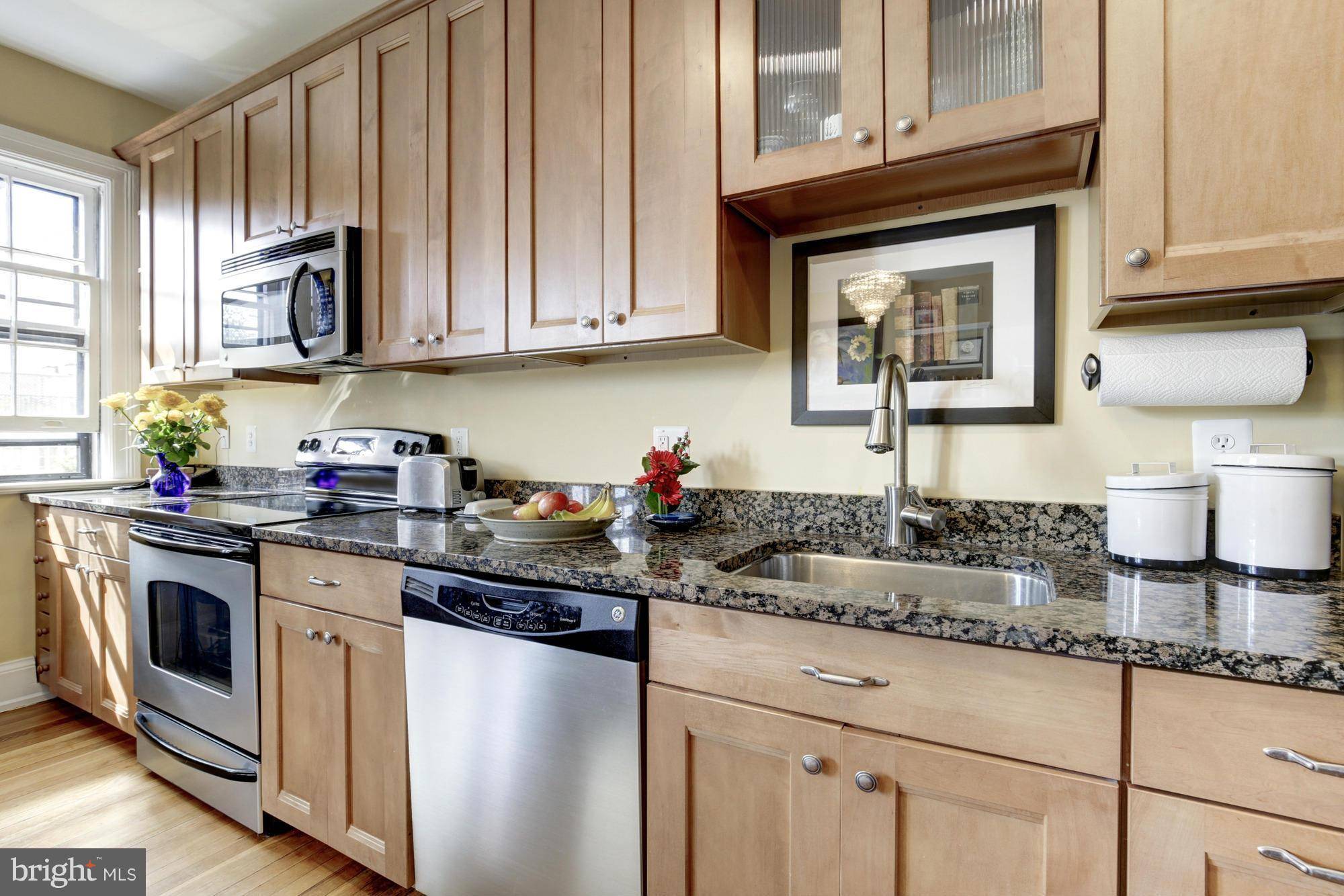 Washington, DC 20007,3120 R ST NW #204