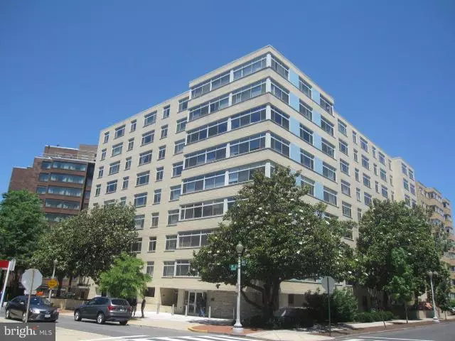 2401 H ST NW #809, Washington, DC 20037