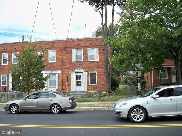 2304 SOUTHERN AVE SE, Washington, DC 20020