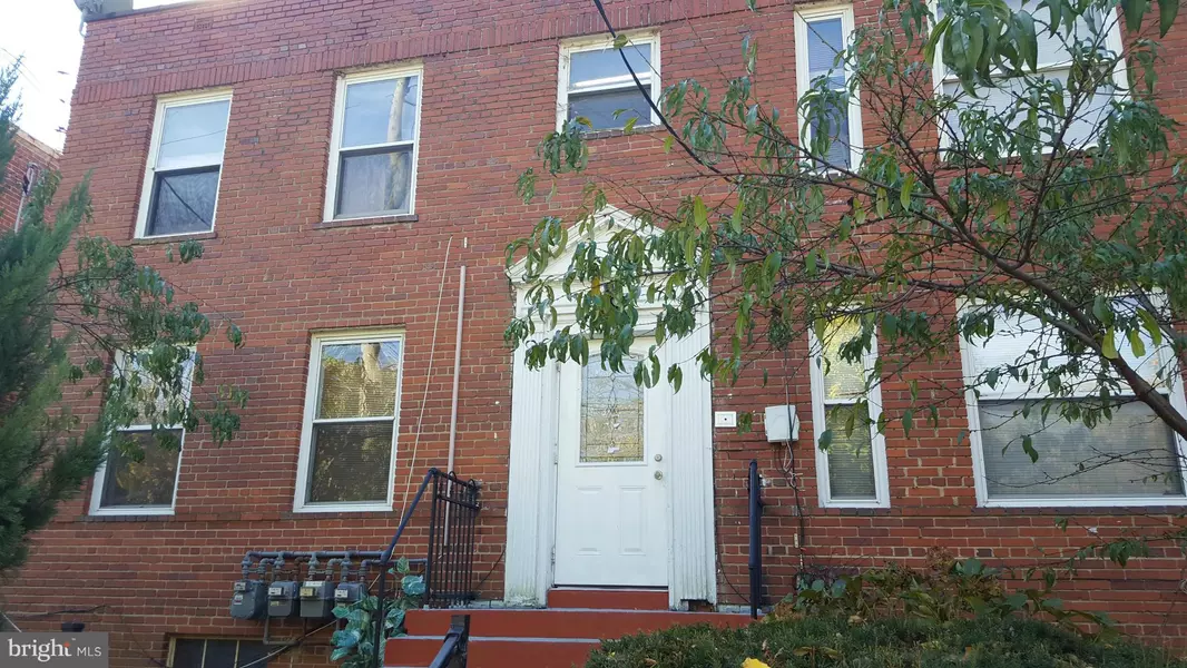 423 LEBAUM ST SE, Washington, DC 20032