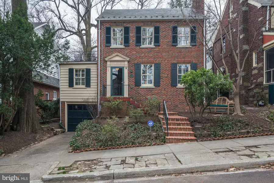 3634 JOCELYN ST NW, Washington, DC 20015