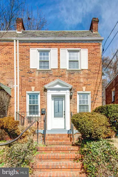 724 TAYLOR ST NE, Washington, DC 20017