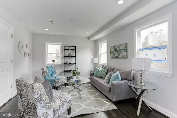 Washington, DC 20020,2332 PAYNE TER SE