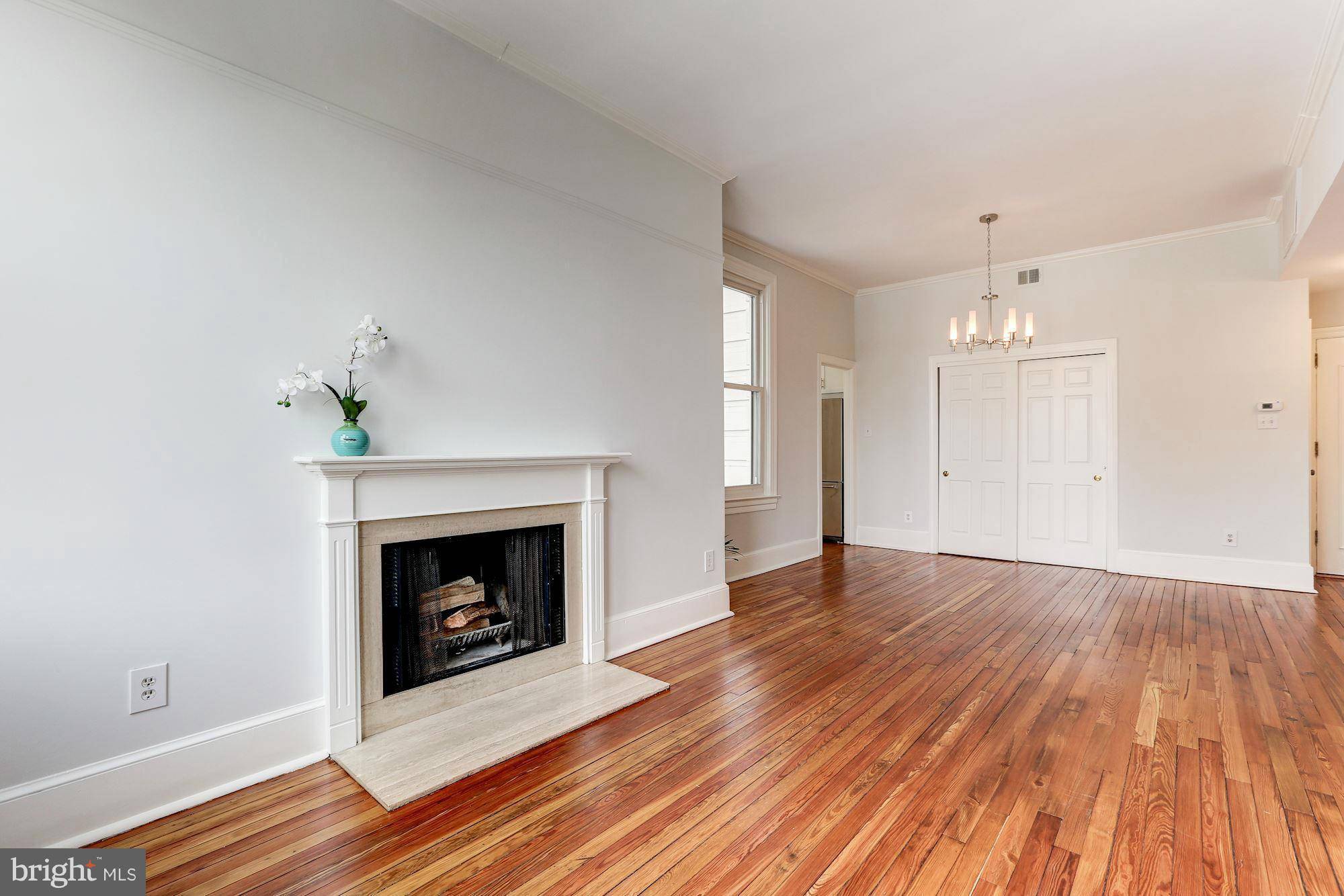 Washington, DC 20002,520 E ST NE #105