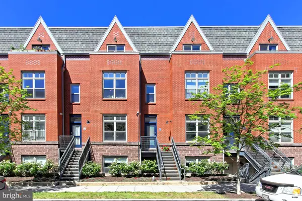 Washington, DC 20001,2022 FLAGLER PL NW #F102