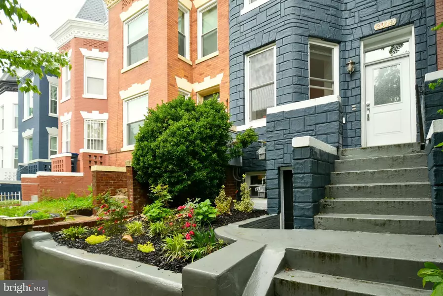 2015 FLAGLER PL NW #1, Washington, DC 20001