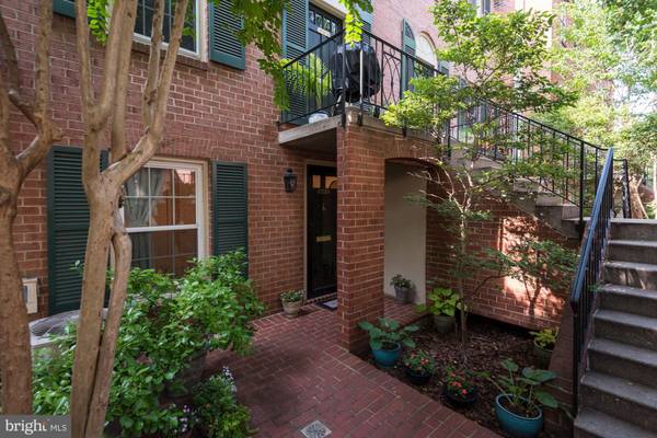 1626-C BEEKMAN PL NW, Washington, DC 20009