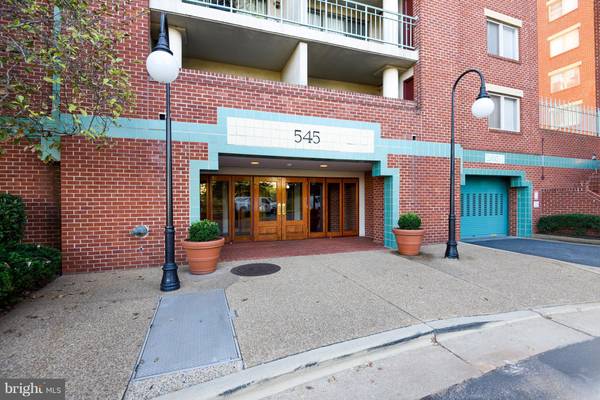 545 BRADDOCK RD E #606, Alexandria, VA 22314