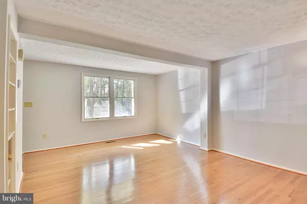 Reston, VA 20194,1585 BENNINGTON WOODS CT