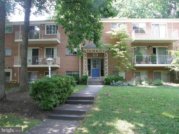 10626 WEYMOUTH ST #202, Bethesda, MD 20814