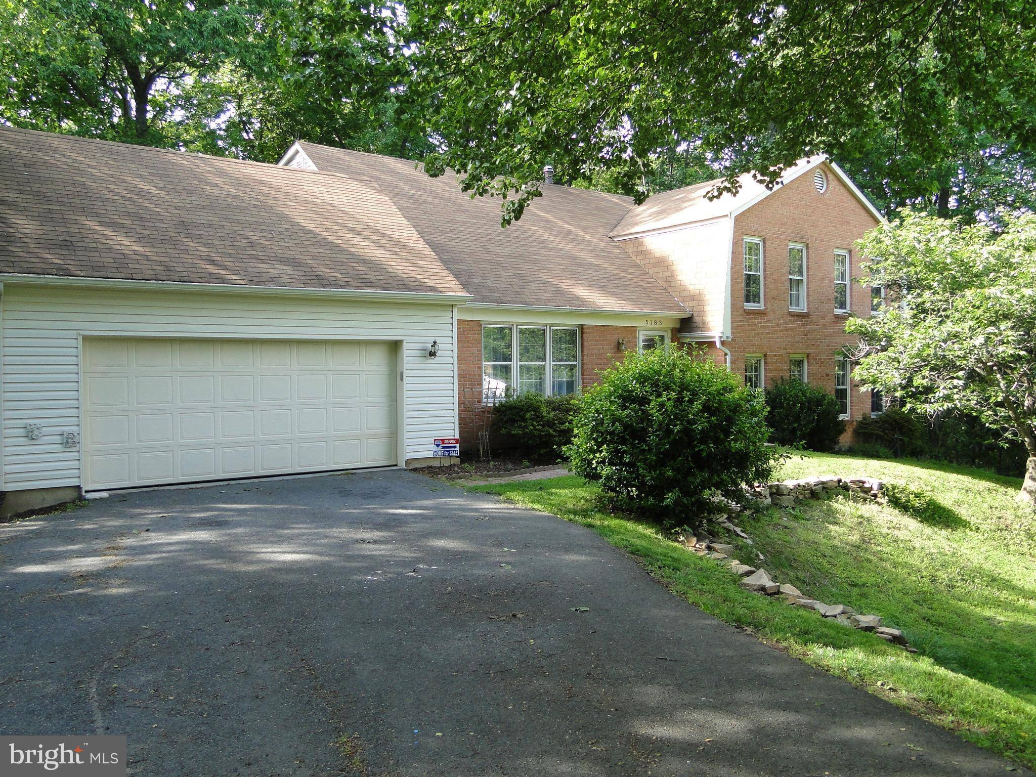 5183 DUNGANNON RD, Fairfax, VA 22030