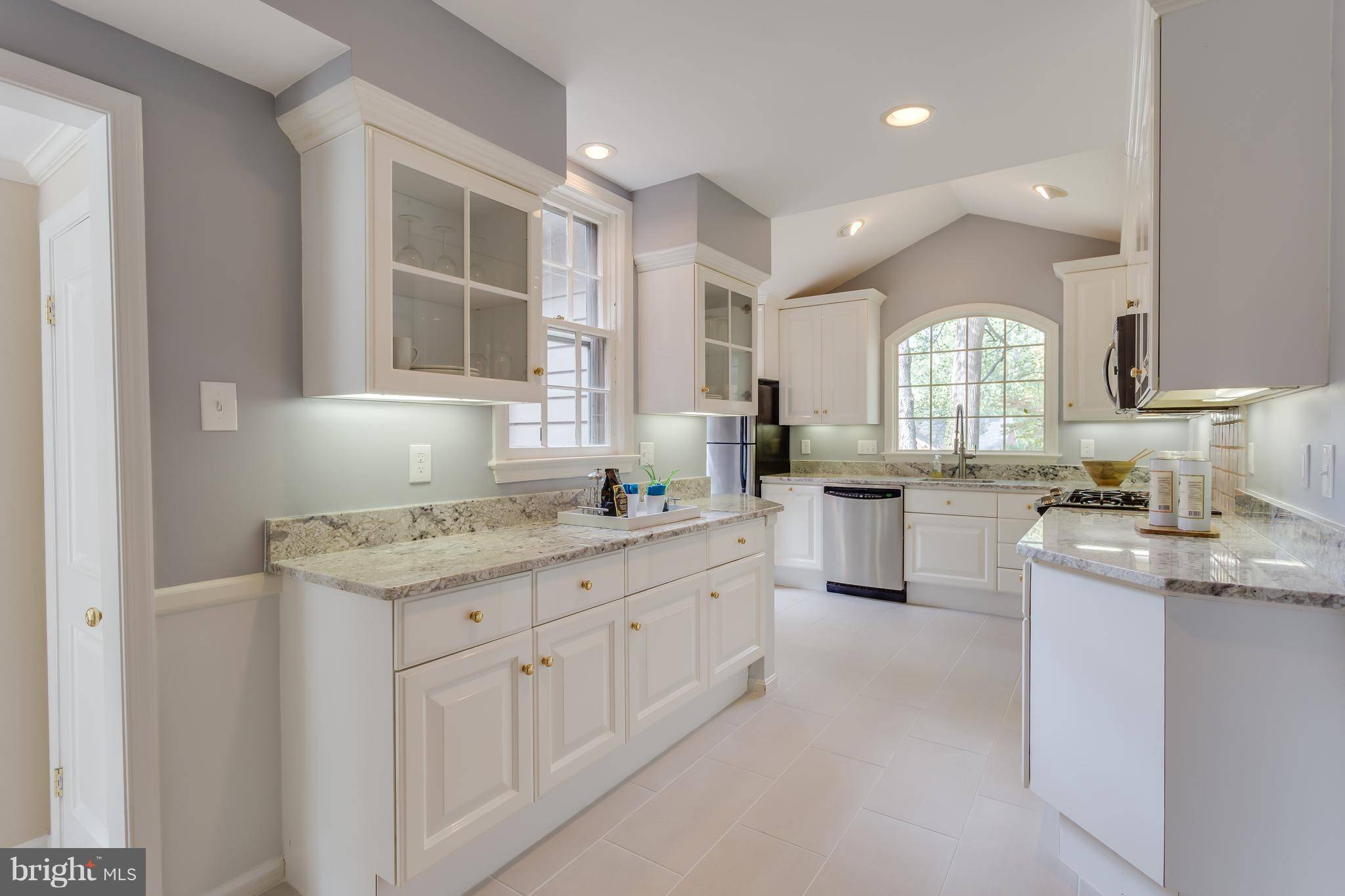 Bethesda, MD 20816,6005 WYNNWOOD RD
