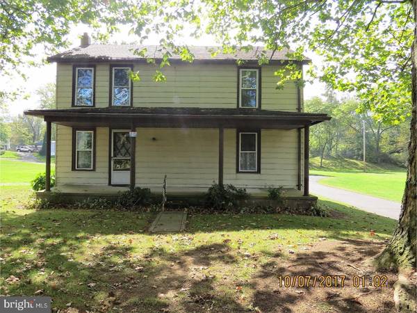 886 ROCK RD, Pine Grove, PA 17963