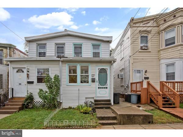 48 S MAPLE AVE, Lansdowne, PA 19050