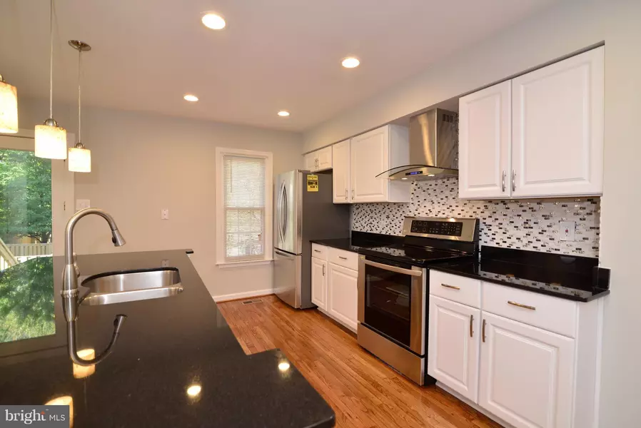 11 JERMYN CT, Sterling, VA 20165