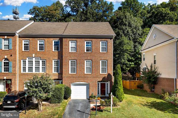 4721 BIDEFORD SQ, Fairfax, VA 22030