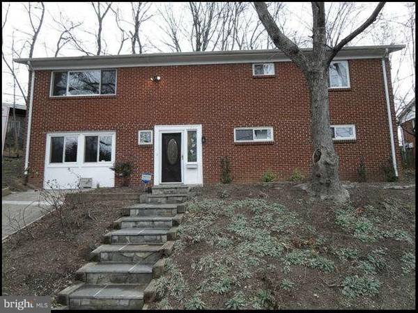 5955 8TH RD N, Arlington, VA 22205