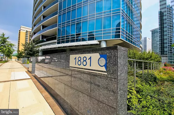 1881 NASH ST #1901, Arlington, VA 22209