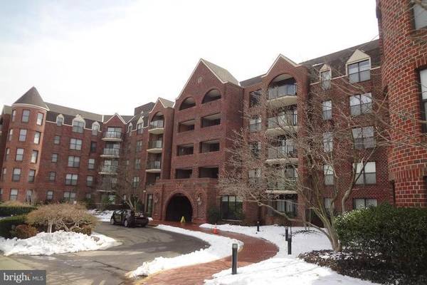 2100 LEE HWY #315, Arlington, VA 22201