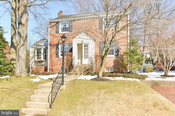 2035 LEXINGTON ST, Arlington, VA 22205