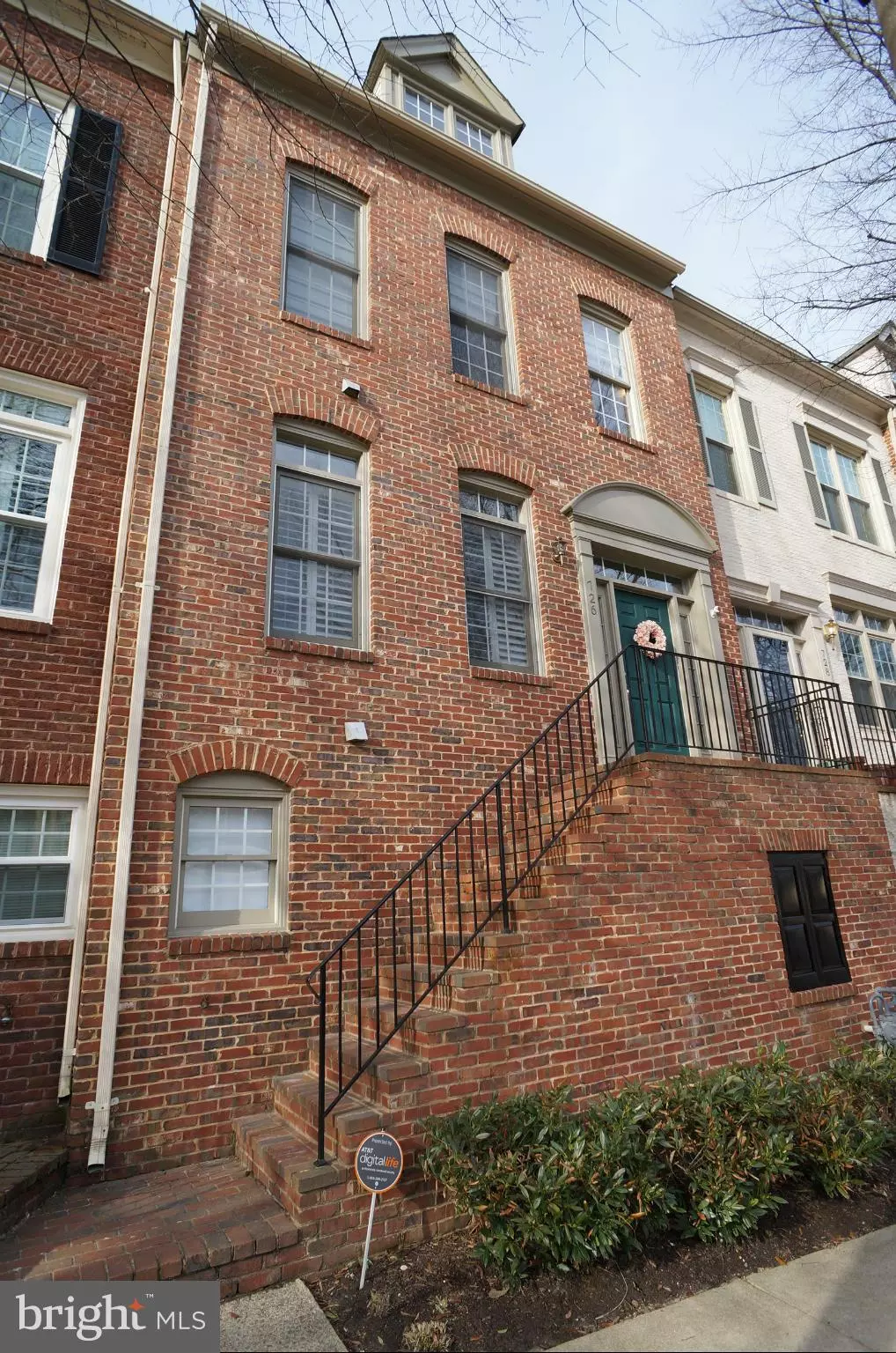 Arlington, VA 22203,726 TAZEWELL ST