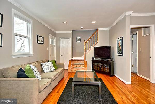 Arlington, VA 22206,3445 25TH ST S