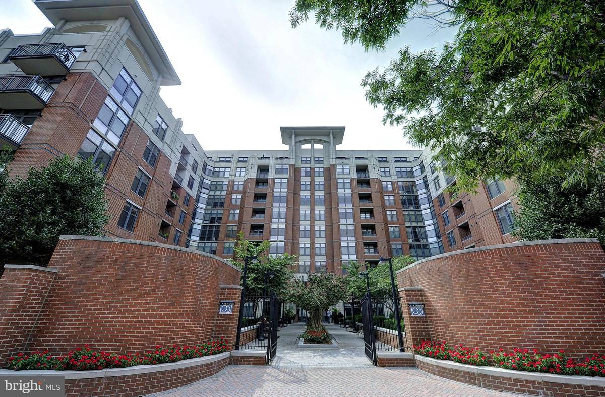 Arlington, VA 22201,1021 GARFIELD ST N #137